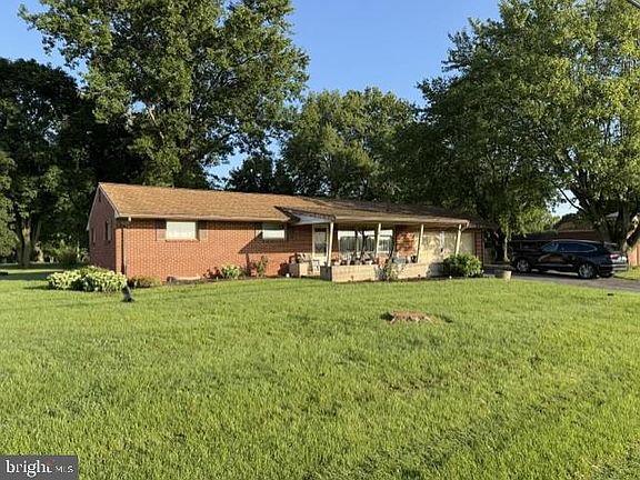 4th image of 275 N Deodate Rd