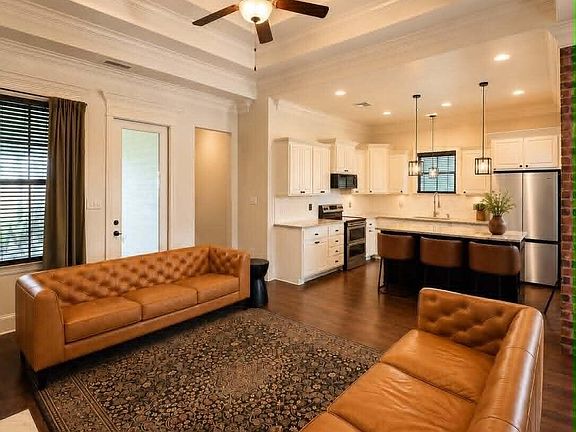 4th image of 102 San Domingo Dr