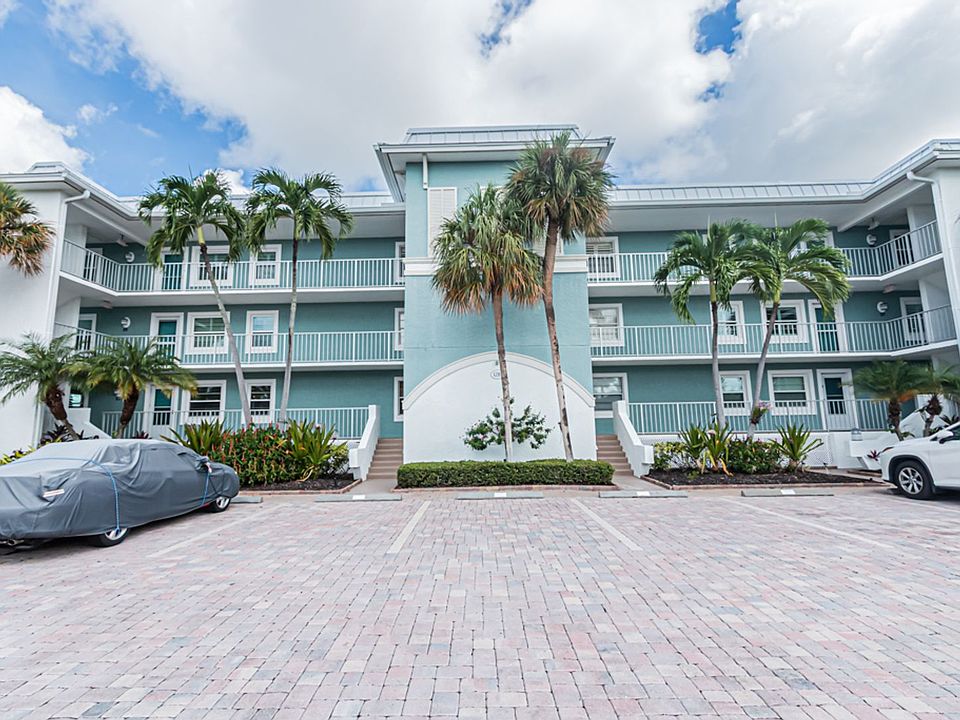1st image of 1280 Blue Point Ave APT C22