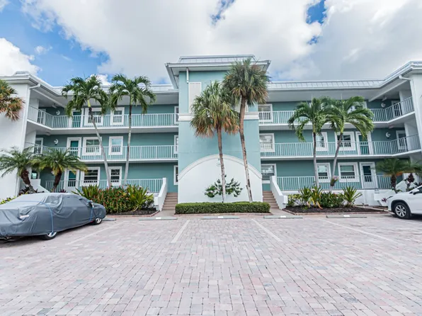 1280 Blue Point Ave, Naples, FL