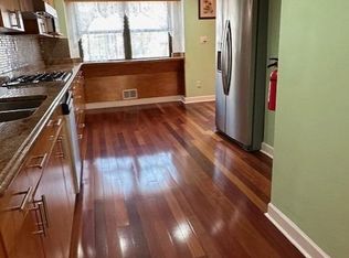 1005 Merrywood Dr, Edison, NJ 08817