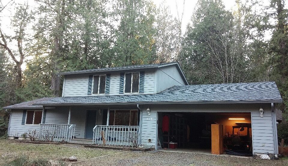413 Pointes Dr E