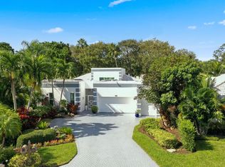 25 Sutton Dr, Boynton Beach, FL 33436