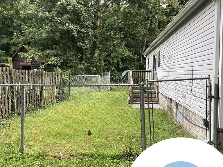 70 Cornwell Dr — Photo 2