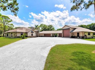 14590 Crazy Horse Ln, Palm Beach Gardens, FL 33418