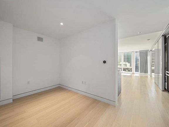 3rd image of 135 W 52nd St APT 15C