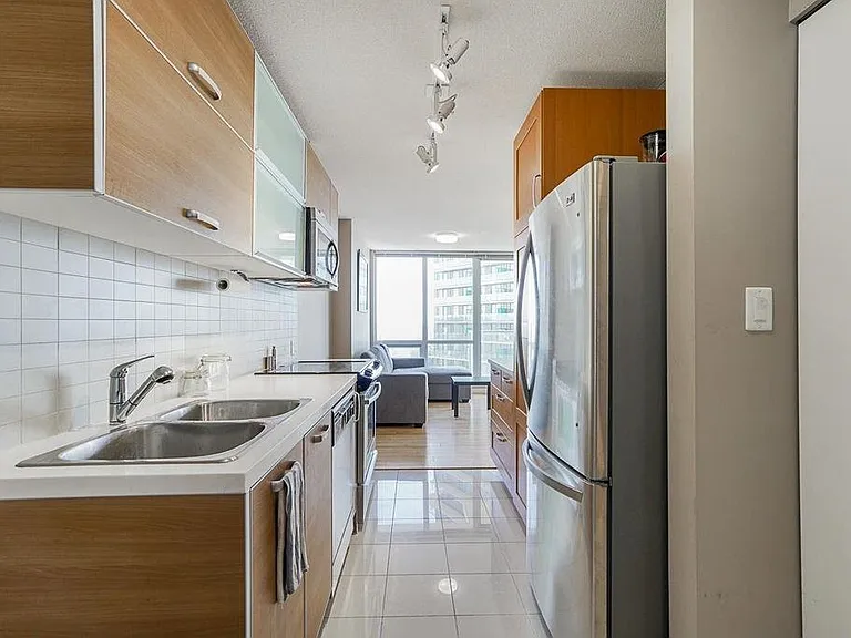 9981 Whalley Blvd #2105 — Photo 9