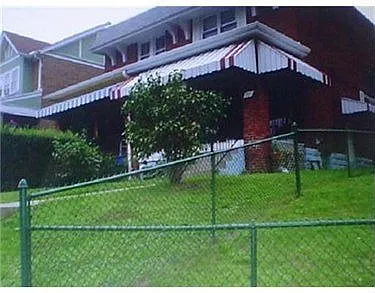 305 Wilbur St photo 1
