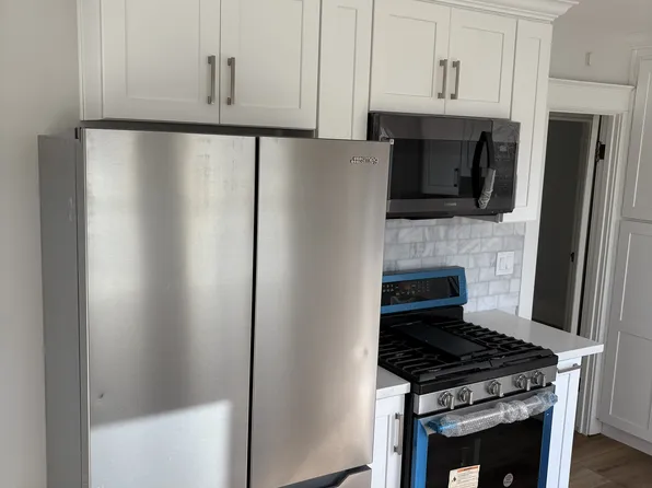 277 N Orange St, Orange, CA 92866