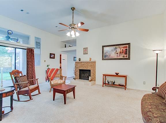 5th image of 1171 Calvert Dr