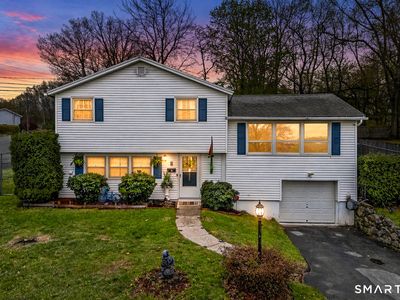 7 Plainfield Drive, Waterbury, CT, 06708