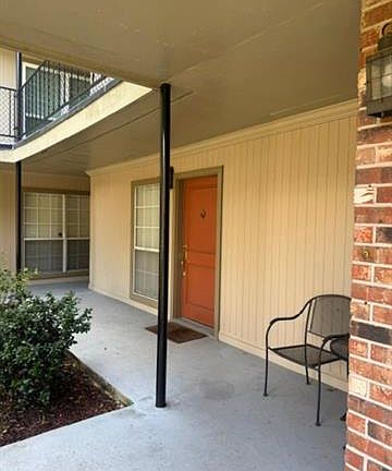 3rd image of 2521 Metairie Lawn Dr #115