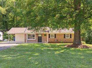 415 Canary Trl, Winston Salem, NC 27107