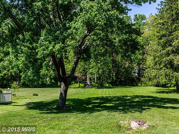 2nd image of 10914 Hammond Dr