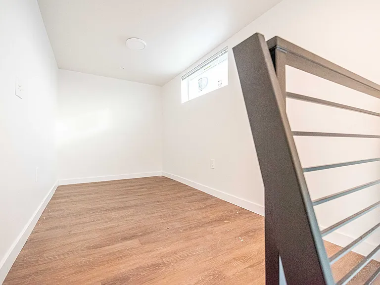 Freya Apartments - Private Studios + Social Connection — Photo 42