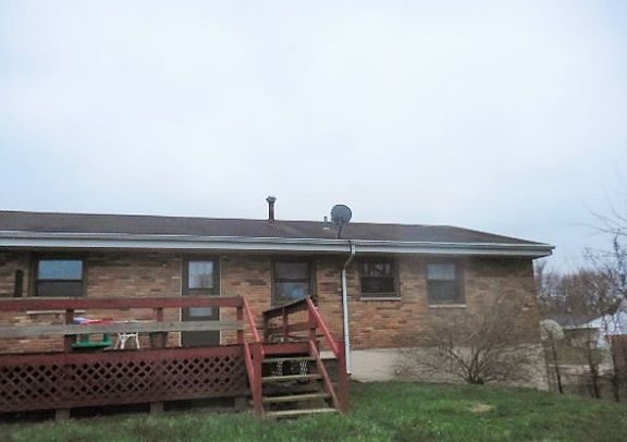 4th image of 1175 Arlington Dr