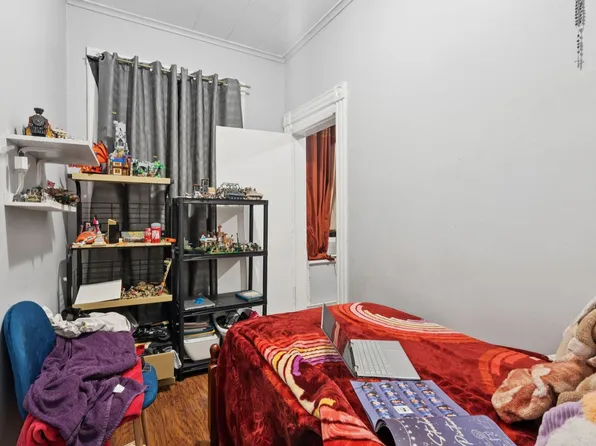 247 Pacific Avenue image 26 of 29