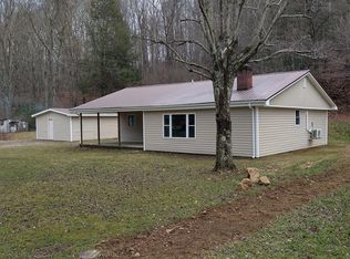 332 Currin Valley Rd, Marion, VA 24354