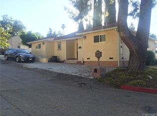 9000 Foothill Blvd, Sunland, CA 91040