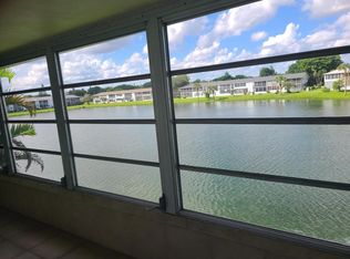 96 Chatham E #96-D, West Palm Beach, FL 33417