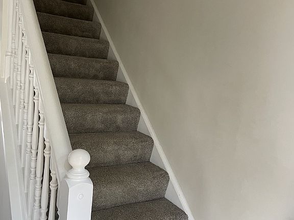 3rd image of 2848 Butternut Ln