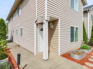 10426 17th Ave SW #10426, Seattle, WA 98146