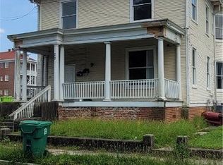 22 Corling St, Petersburg, VA 23803