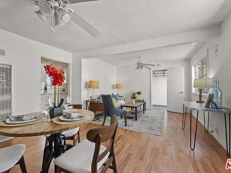 1114 S La Peer Dr — Photo 28