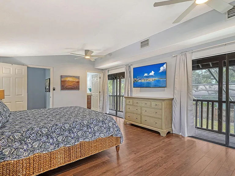 6061 Border Ln — Photo 27