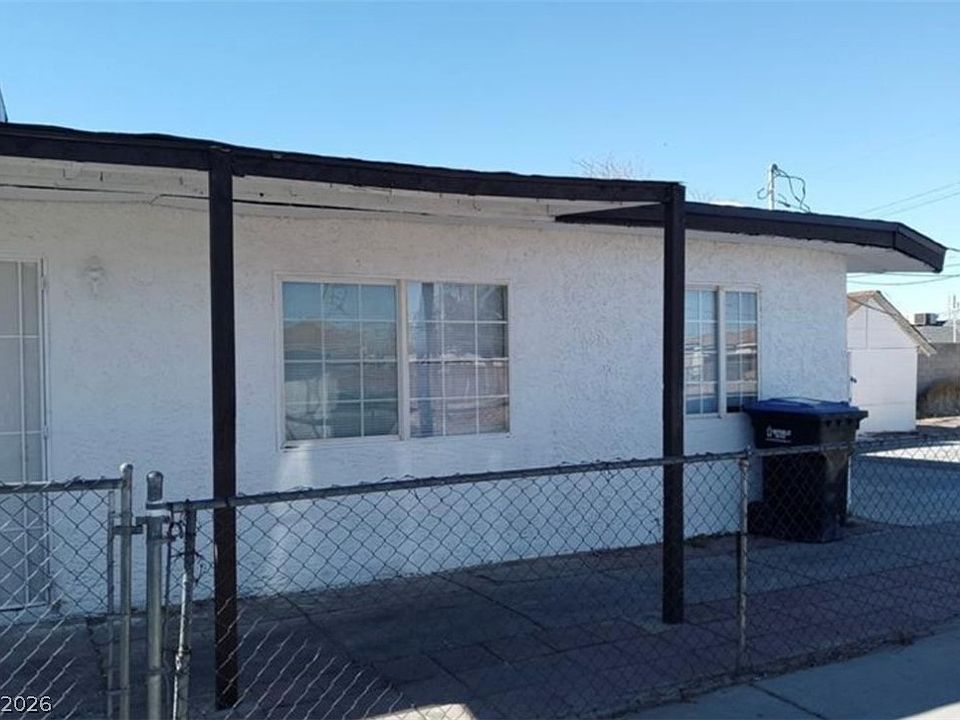 1st image of 1316 Lawry Ave