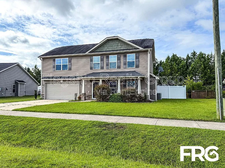 1217 Teakwood Dr — Photo 2
