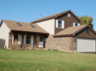 19816 S Edinburgh Ln, Frankfort, IL 60423