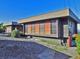 2055 Irving Dr, Eureka, CA 95503