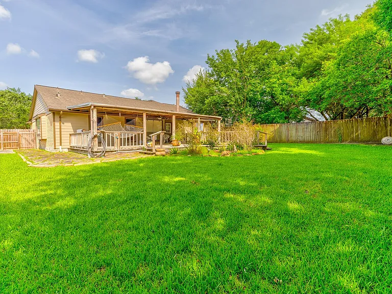 421 Indianmeadow Dr — Photo 22