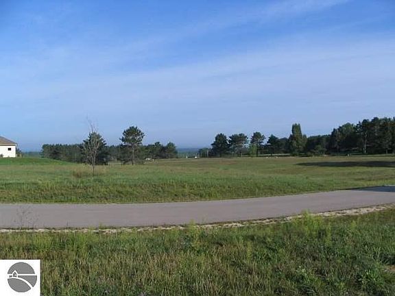 3rd image of LOT 15 S Meadow Dr