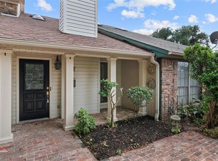 2633 Village Ln, Bossier City, LA 71112