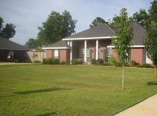 1527 Hunters Ridge Dr W, Mobile, AL 36695