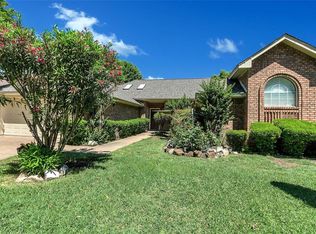 3318 Summerfield Dr, Grapevine, TX 76051