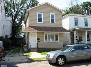 36 E Hancock St, Riverside, NJ 08075