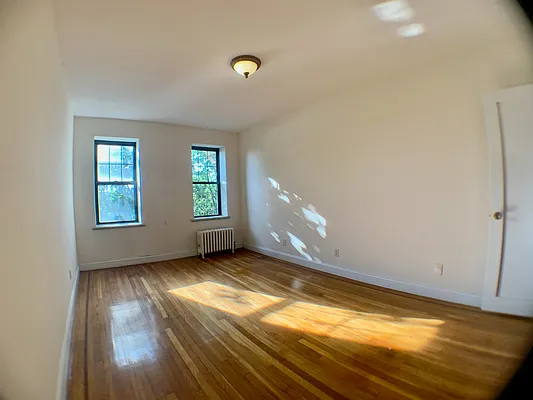 Rented by Bond New York | media 11