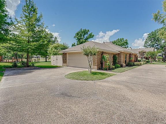 5th image of 1405 Plummer Dr