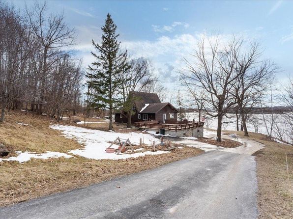 10050 Rachel Shrs SW, Farwell, MN 56327