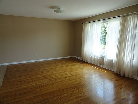 2nd image of 6330 Carlsbad Dr
