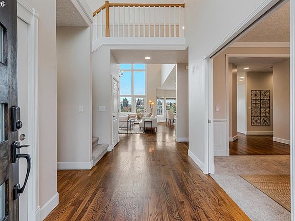 5th image of 21157 NE Shore Dr