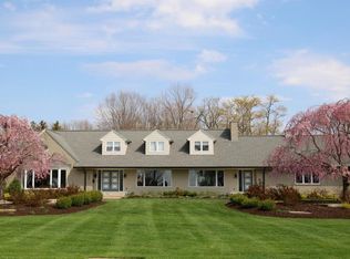 508 N Shore Dr, South Haven, MI 49090