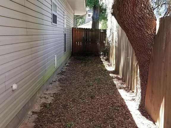 5th image of 139 Alabama Ave NW