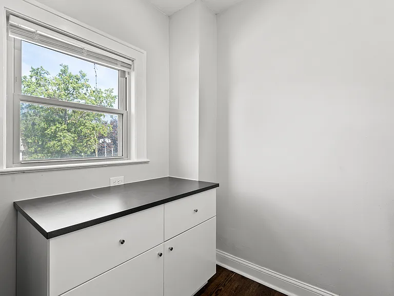 1385 Cranford Ave #10 — Photo 17
