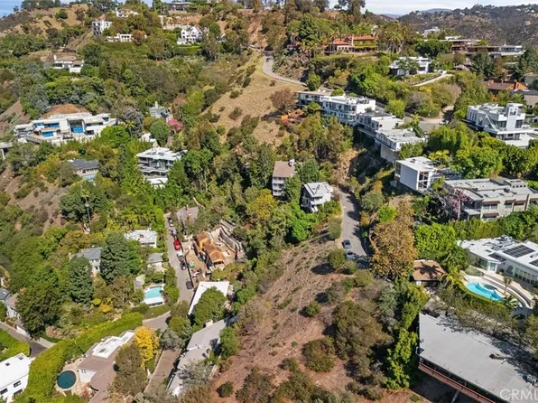 1340 Braeridge Dr Lot 44, Beverly Hills, CA 90210