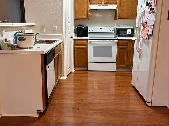 5th image of 4307 Fawn Dr