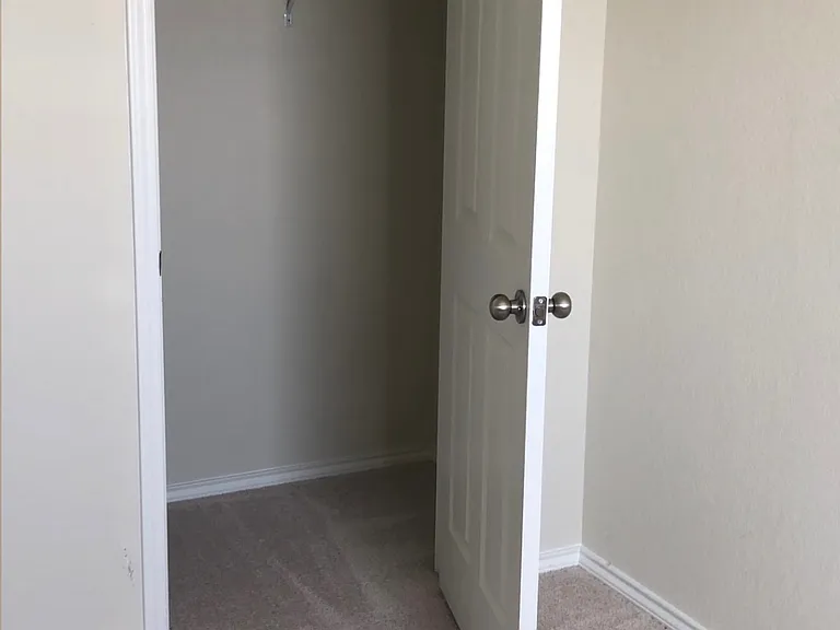 10310 Glimmer — Photo 11